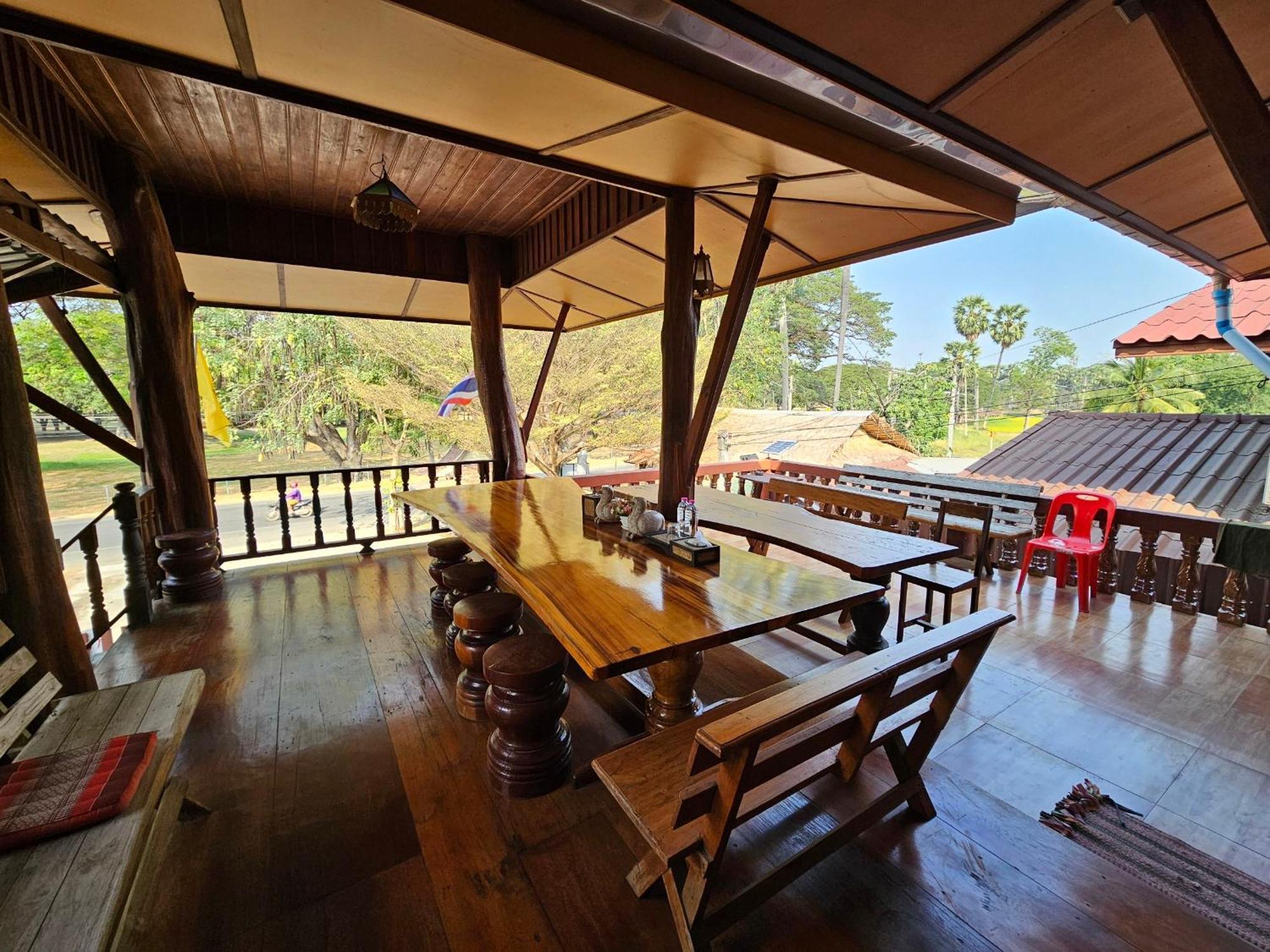 บ้านเรือนไทยมะลิเมืองเก่า สุโขทัย ภายนอก รูปภาพ